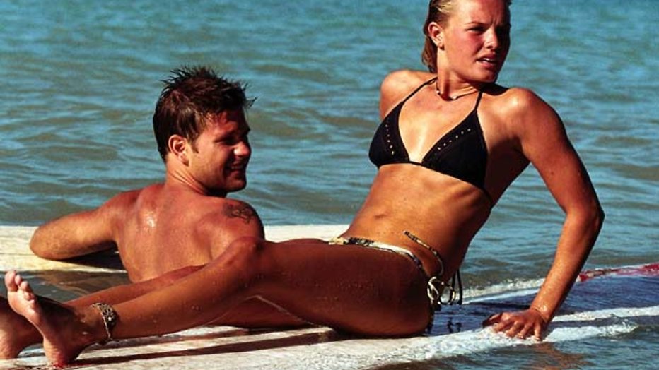 Kate Bosworth en Michelle Rodriguez gaan surfen in Blue Crush