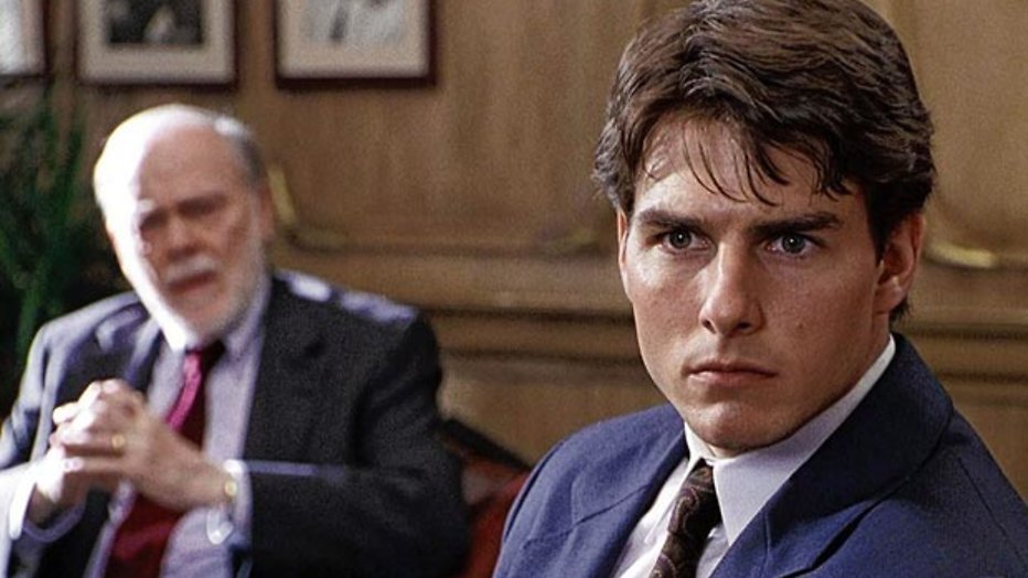 Tom Cruise is een topadvocaat in spe in The Firm Tom Cruise is een topadvocaat in spe in The Firm