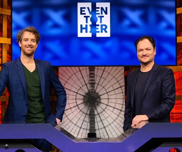 Dit programma vervangt Even Tot Hier op de zaterdagavond 