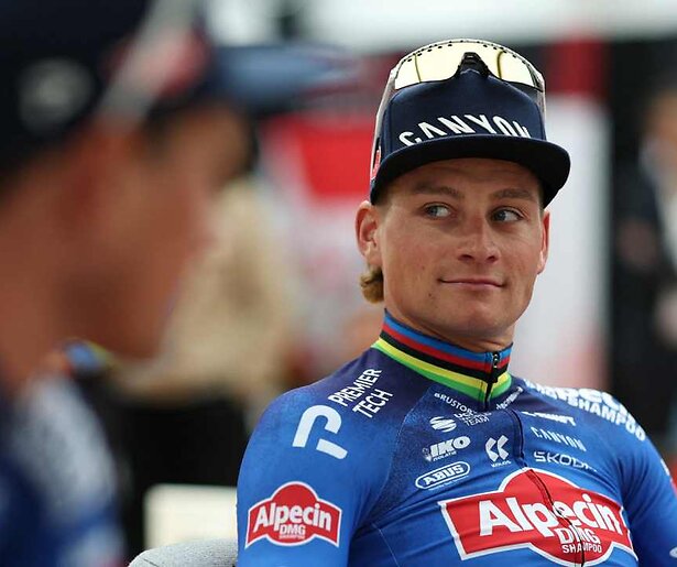 Mathieu van der Poel jaagt op wereldbekerwinst tijdens de UCI World Cup XCC