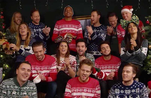 Videosnack: Q-dj's zingen 'All I want for Christmas'