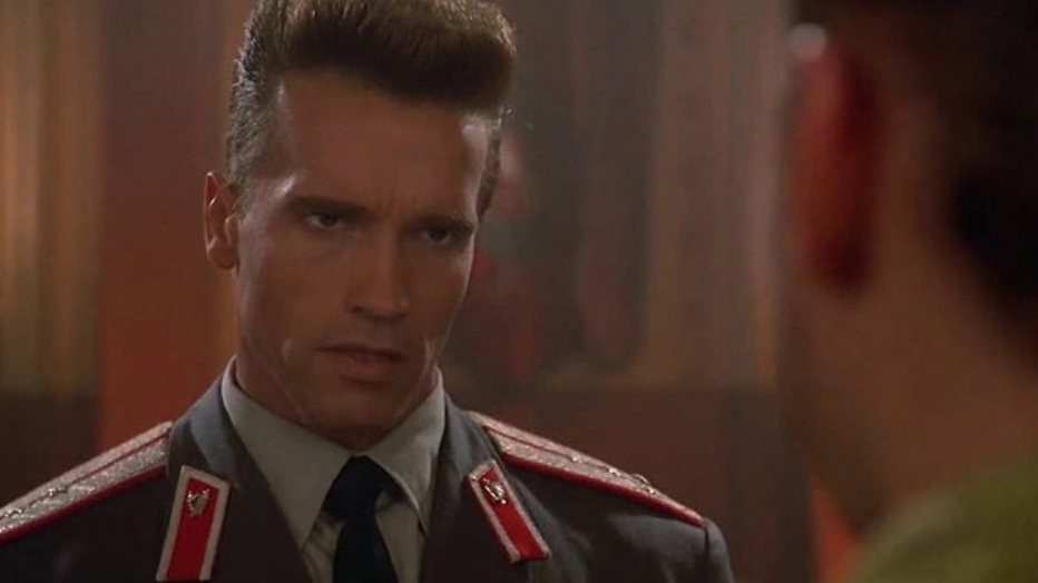 Red Heat: Schwarzenegger voert koude oorlog
