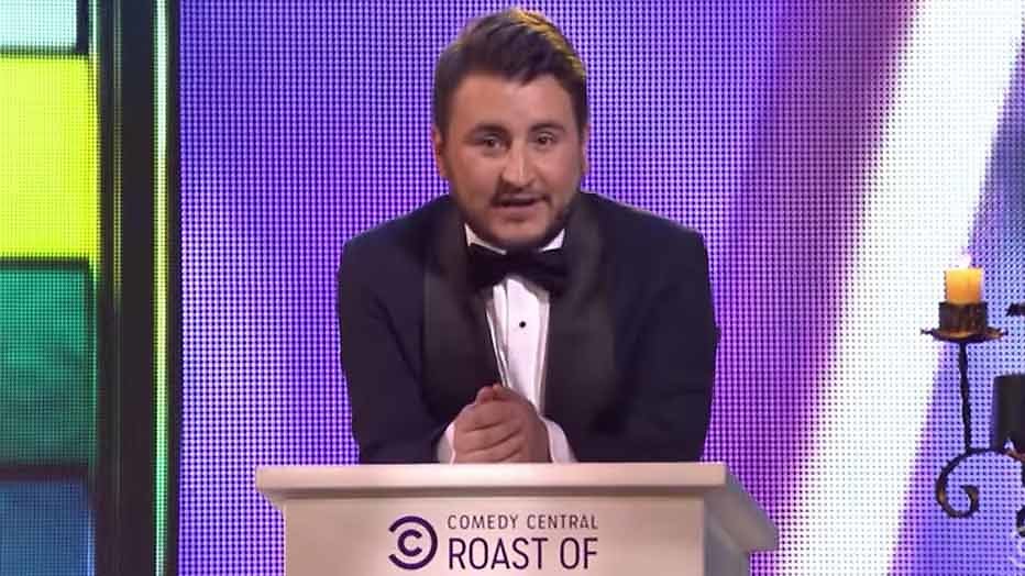 Danny Froger verbaast iedereen bij The Roast Danny Froger verbaast iedereen bij The Roast