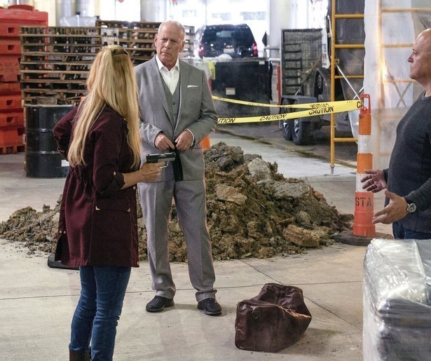 Bruce Willis wil in 10 Minutes Gone slechts één ding: zijn buit