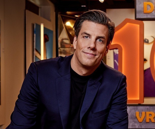 Rob Kemps debuteert met nieuw interviewprogramma 10 Vragen