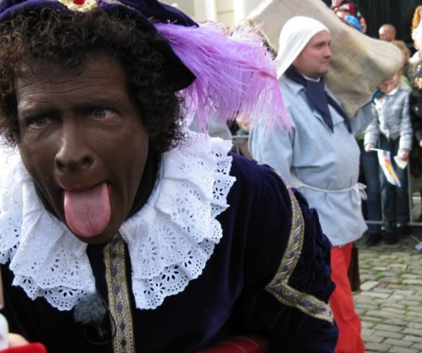 Menno Bentveld in de weer met voor- en tegenstanders van Zwarte Piet