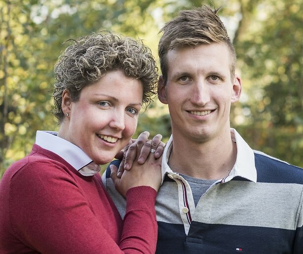 Boerin Steffi en Roel hebben iets te vieren