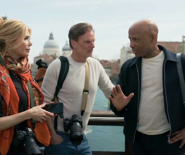 Humberto Tan neemt Ronald de Boer en Estelle Cruijff mee naar Venetië in Gelukkig Hebben We De Foto's Nog!