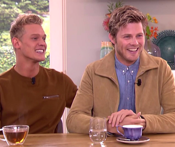 Set van Nieuwe tijden onthuld bij Koffietijd