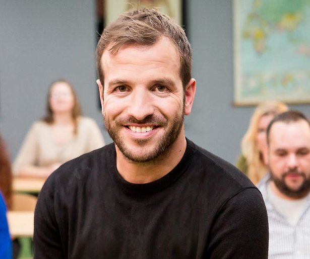 6 vragen aan Rafael van der Vaart