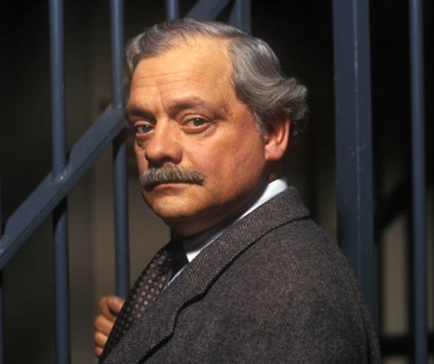 Topdrukte in A Touch of Frost