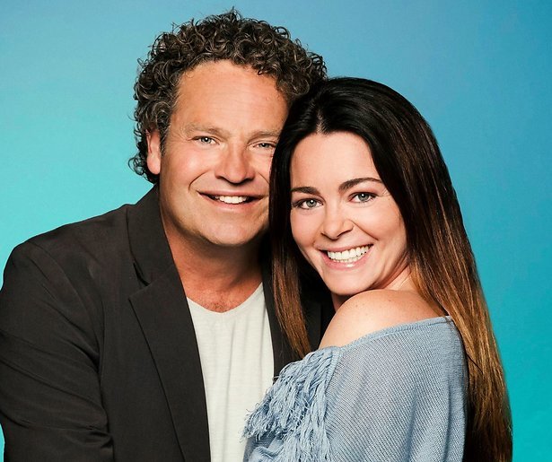 Over en uit voor Thuis Op Zondag