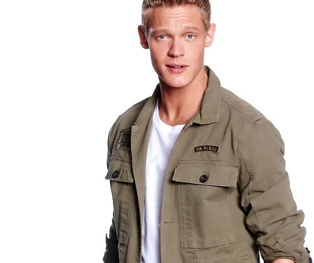 Is Lucas hetero geworden?!