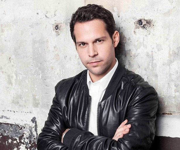 Victor Mids met MINDF*CK naar zaterdag primetime NPO 1