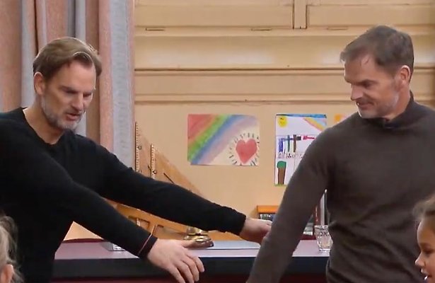 Videosnack: Ronald en Frank de Boer proberen de swish swish