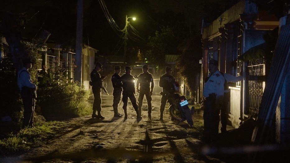 In San Pedro Sula lijkt het wel oorlog In San Pedro Sula lijkt het wel oorlog