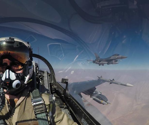 Mee in de cockpit in de strijd tegen IS