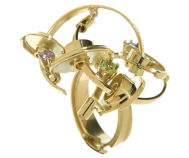 Ontwerp Gouden Televizier-Ring 2005: '40 jaar! In het teken van vier'