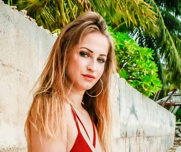 Verleidster Emma had het zwaar op Temptation Island