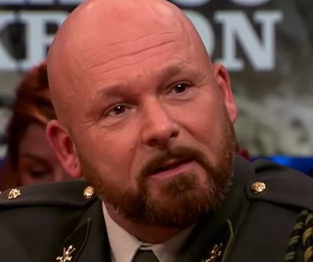 Majoor Marco Kroon bij Pauw over verkrachting