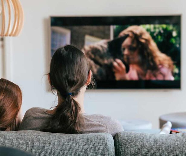 Film kijken met het gezin: tips om kinderen extra te vermaken tijdens een gezellige filmavond