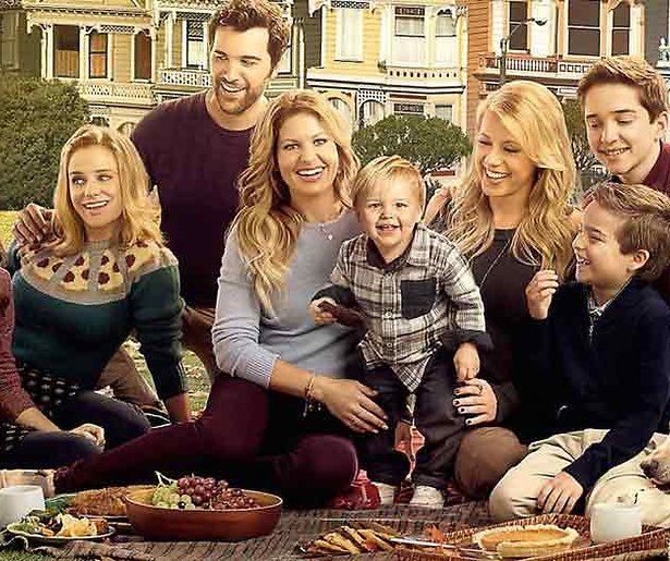 De eerste beelden van seizoen 4 Fuller House