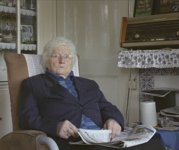 Geertjan Lassche spreekt de oudste bewoners van Rouveen over de komst van de 'Duutsers'