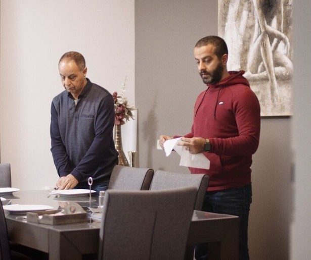 Regisseur Wiam Al-Zabari staat nog steeds met één been in Irak