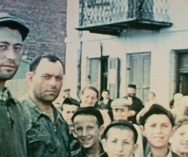 Bianca Stigter gaat op zoek naar de verhalen achter Three Minutes - A Lengthening