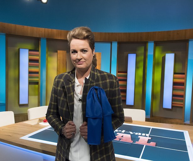 Kijktip: Margriet van der Linden presenteert De Tafel van Taal