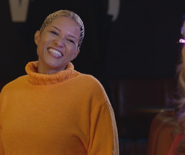 Hila Noorzai spreekt in 90's Dance met T-Spoon over hun populaire nummer Sex on the Beach