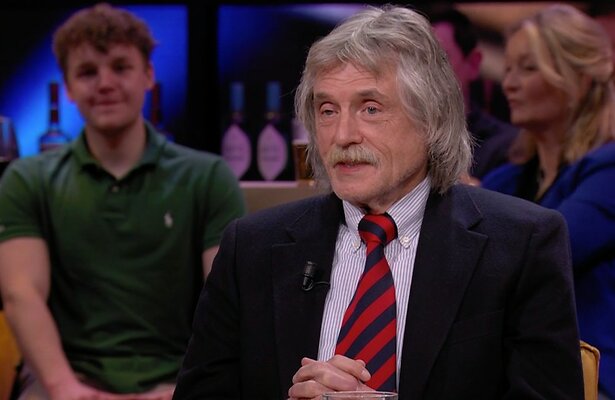 Hilarisch: Johan Derksen krijgt uitnodiging voor De Alleskunner VIPS