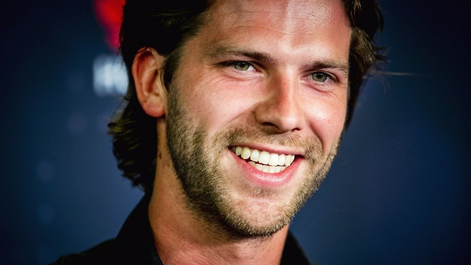 Thomas van der Vlugt gaat harten breken in nieuw seizoen The Bachelor Thomas van der Vlugt gaat harten breken in nieuw seizoen The Bachelor