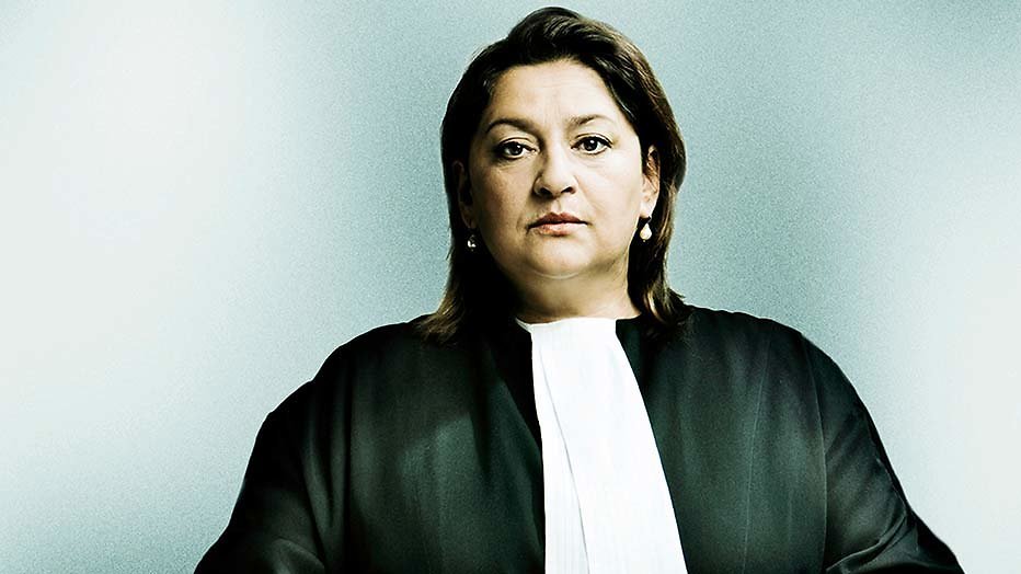De Zuidas: Spannende nieuwe advocatenserie met heel veel bekende acteurs De Zuidas: Spannende nieuwe advocatenserie met heel veel bekende acteurs