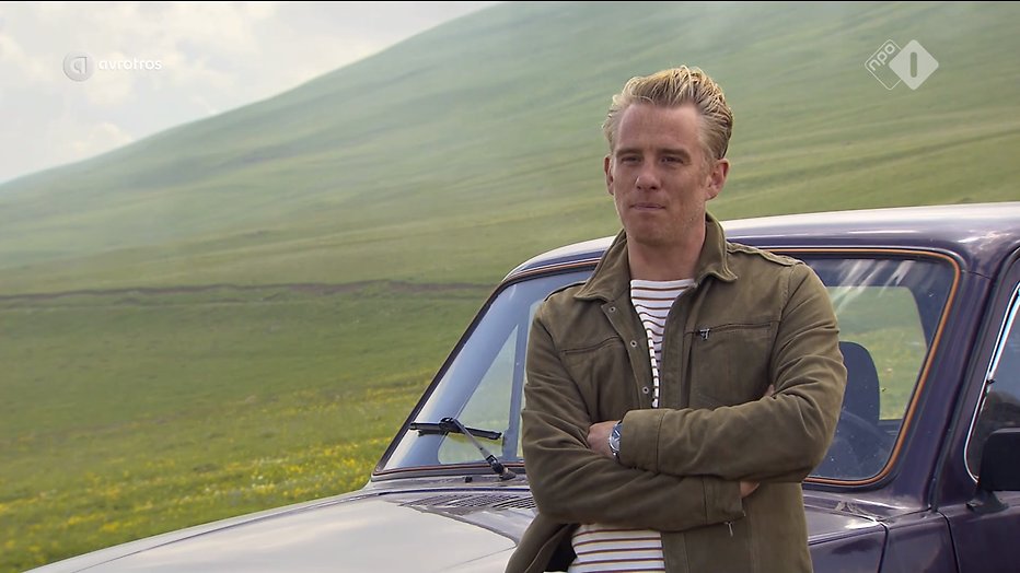 Melige Art Rooijakkers goochelt met eigen naam