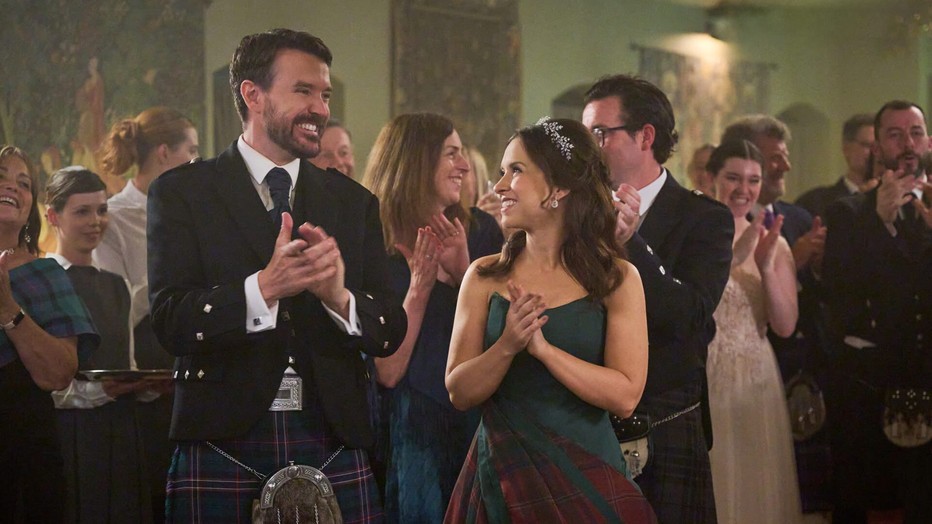 Lacey Chabert en Scott Wolf in A Merry Scottish Christmas