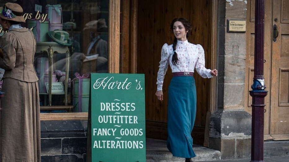 Jessica Reynolds in A Woman of Substance
