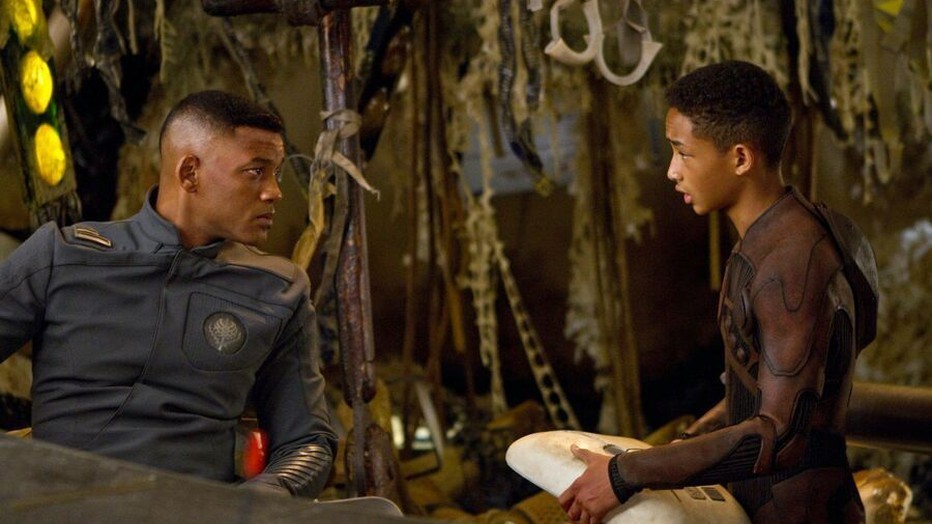 Will en Jaden Smith voor After Earth