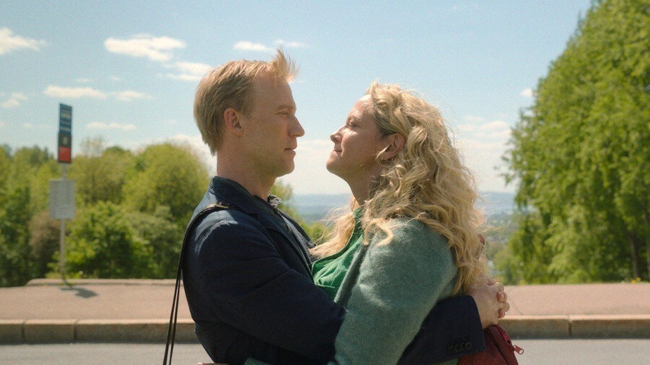 Torbjorn Harr en Nina Ellen Odegaard in Afterglow