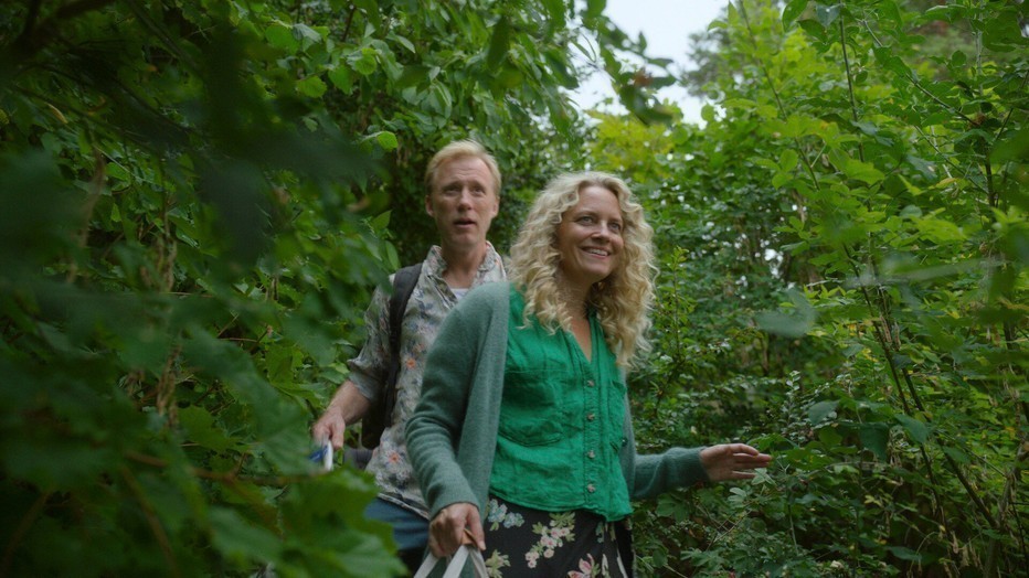 Torbjorn Harr als Arild en Nina Ellen Odegaard als Ester in Afterglow Torbjorn Harr als Arild en Nina Ellen Odegaard als Ester in Afterglow