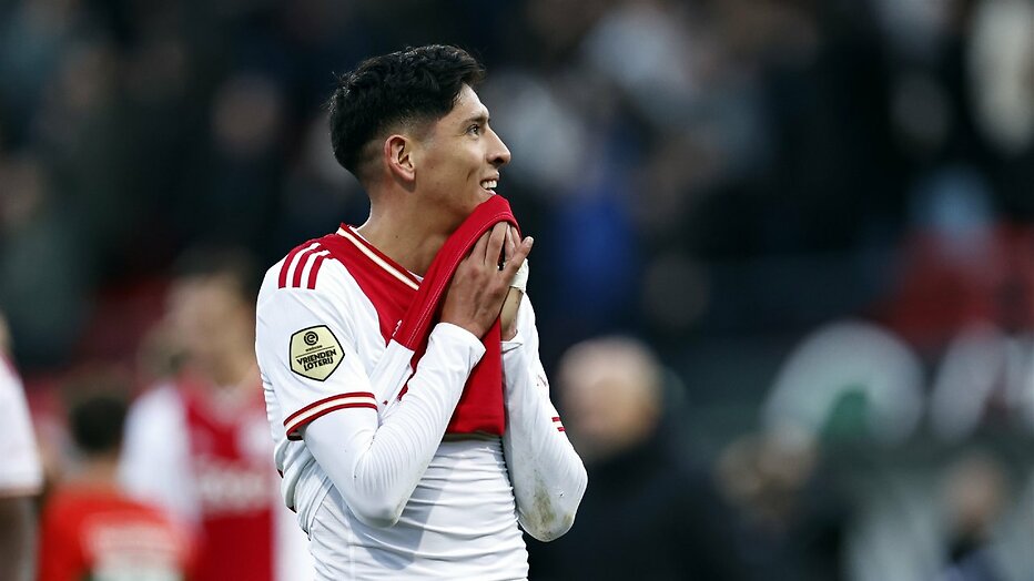 Edson Alvarez voor Ajax