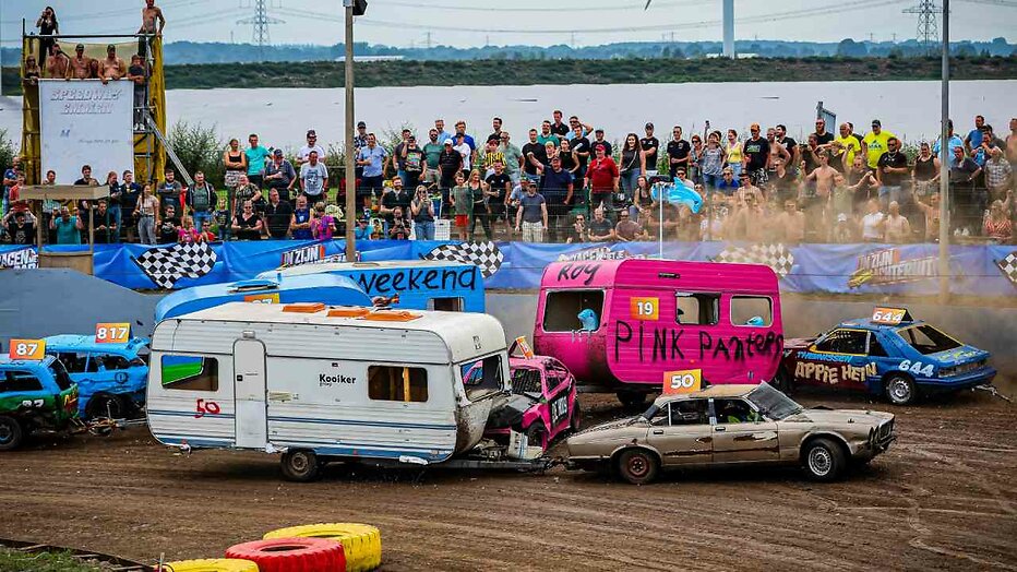 Racen met je caravan tijdens Alle Remmen Los!