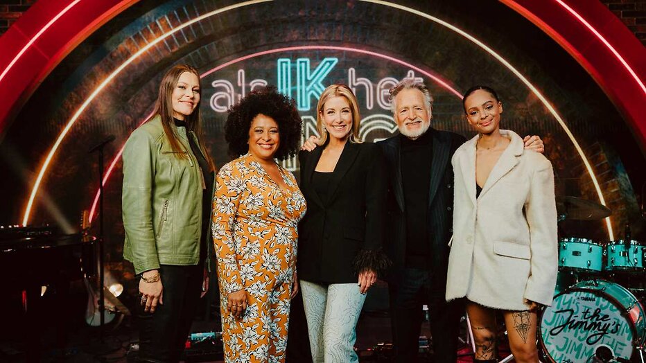 Floor Jansen, Tania Kross, Carrie ten Napel, George Baker en Zoë Livay