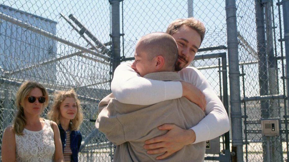 Beverly D'Angelo, Jennifer Lien, Edward Norton en Edward Furlong in American History X