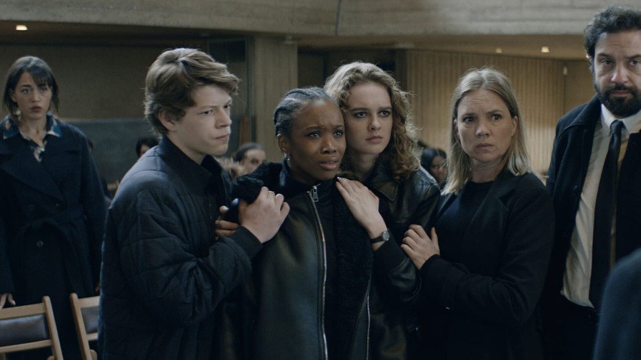 Anniek Pheifer en overige acteurs Anoniem