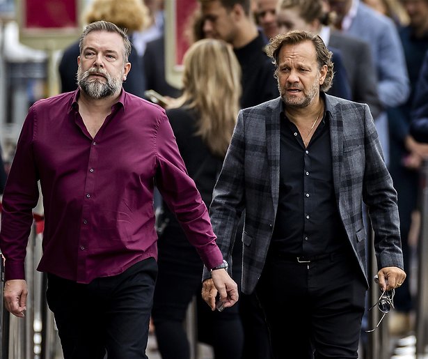 Uitvaartdienst Peter R. de Vries maakt diepe indruk