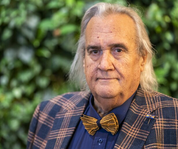 TV-maker Han Peekel (75) overleden