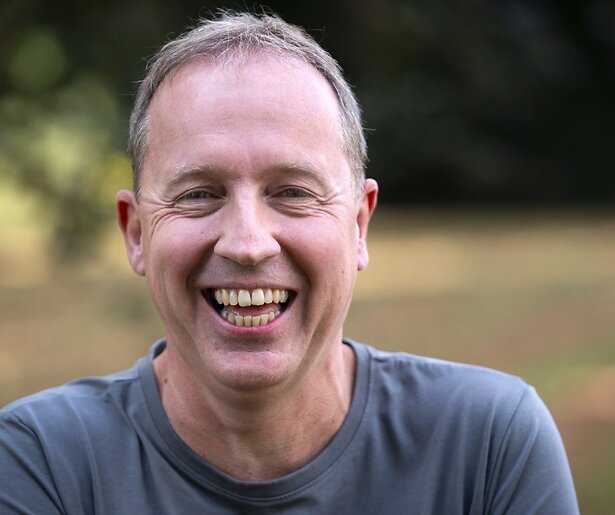 Edwin Evers presenteert de nieuwe SBS6-talentenshow UNPLUGGED