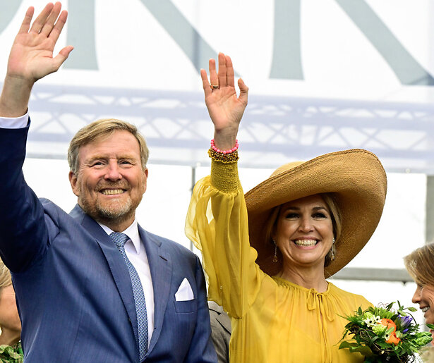 De TV van gisteren: Koninklijk bezoek aan Dokkum trekt veel kijkers
