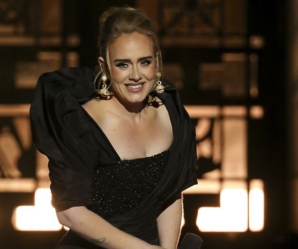 De TV van gisteren: NPO3 scoort met special Adele
